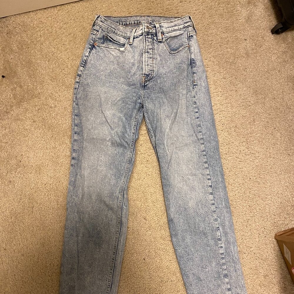 Old Navy Extra High-Waisted Sky-Hi Straight Jeans for Women